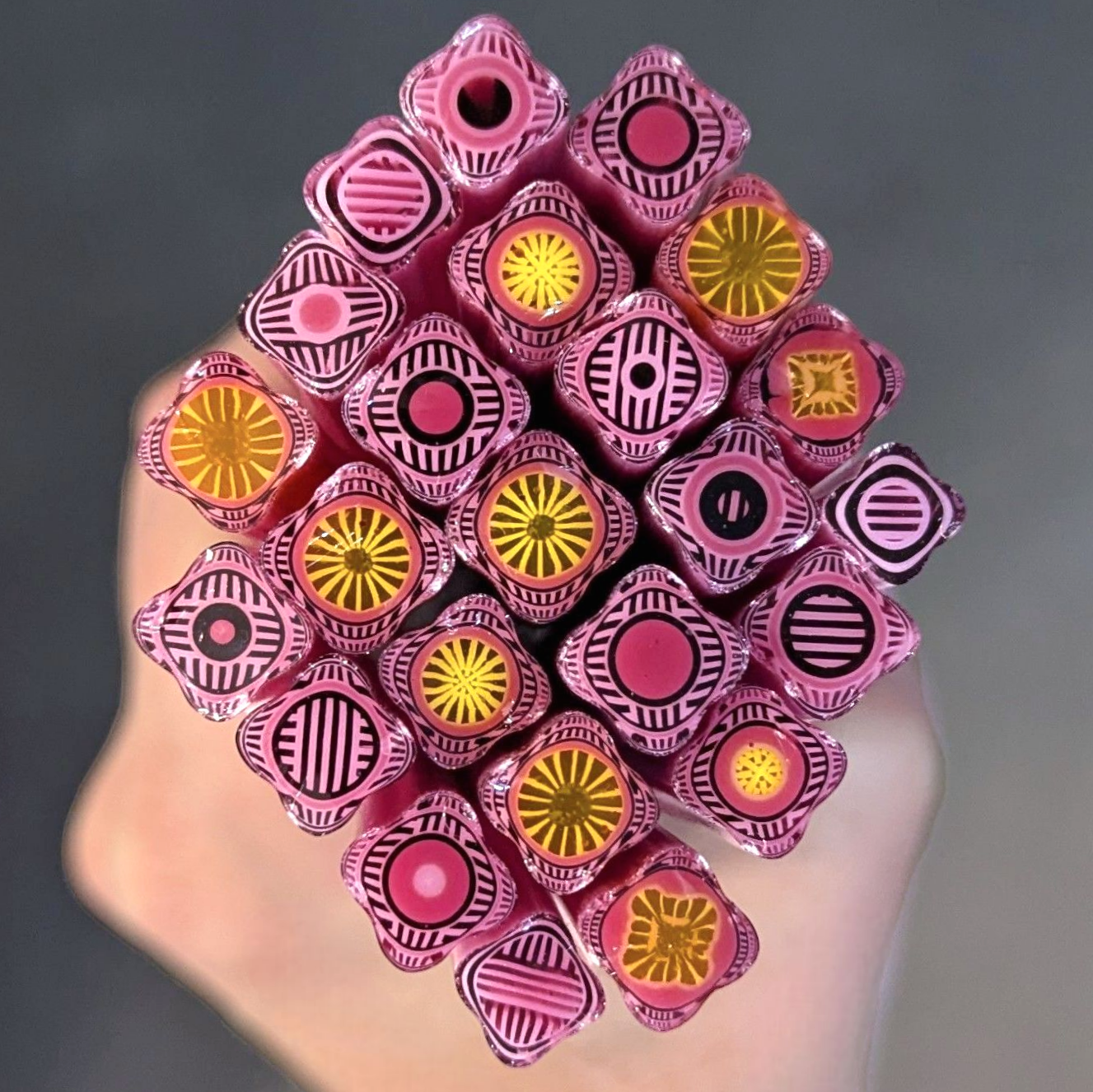 M/LG Pink Yellow Geo