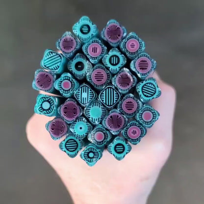 M/LG Teal Fuchsia Geo COE 90