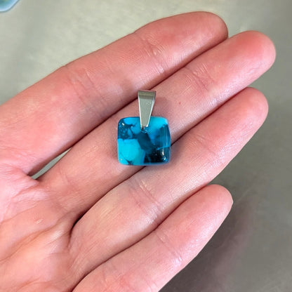 Pendant 18