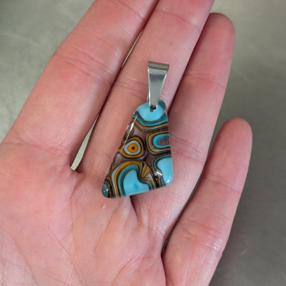 Pendant 06