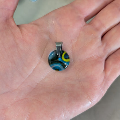 Pendant 03