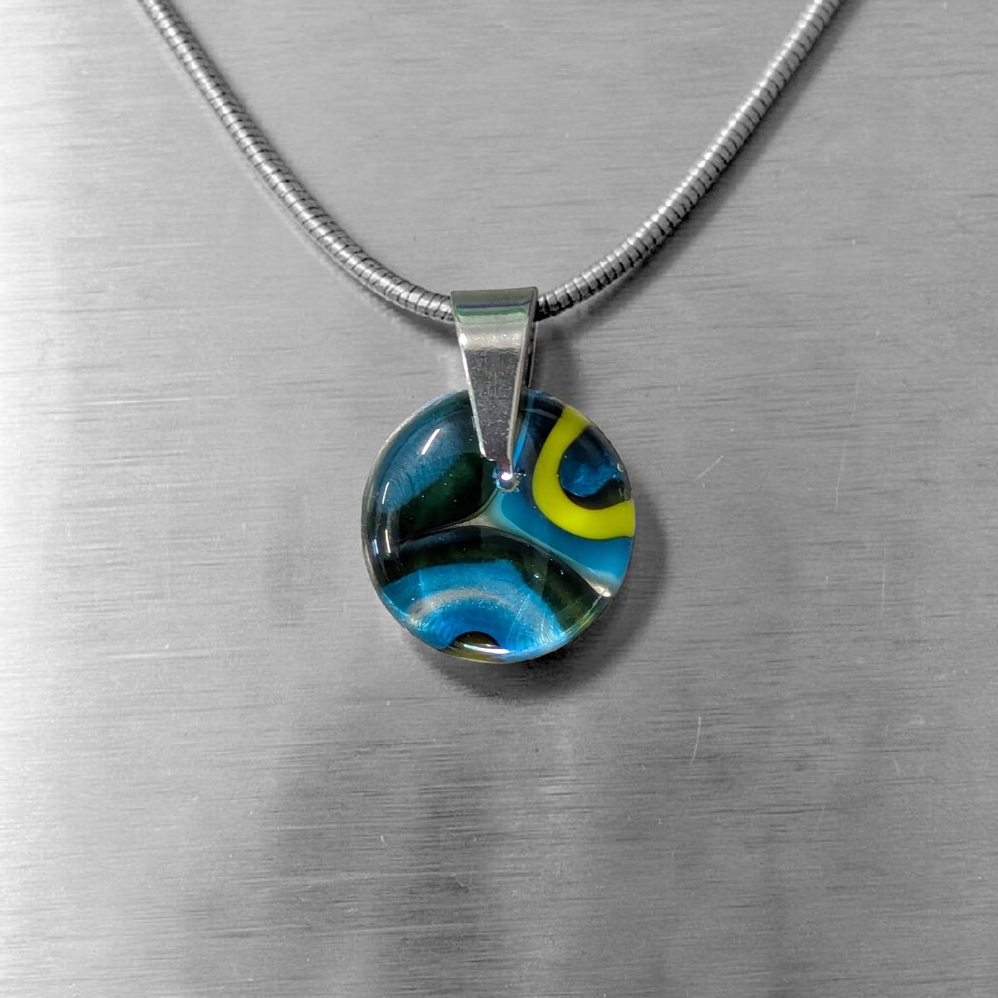 Pendant 03