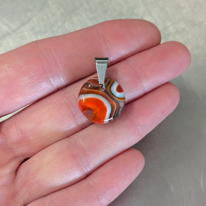 Pendant 12
