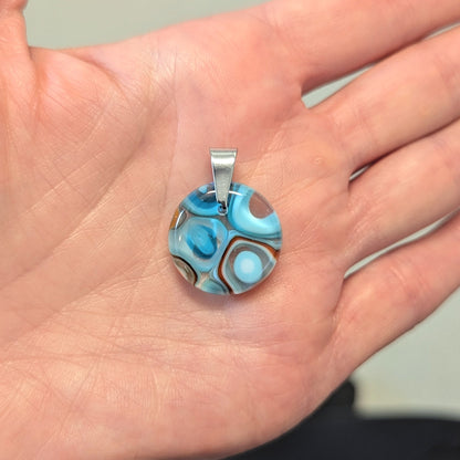 Pendant 22