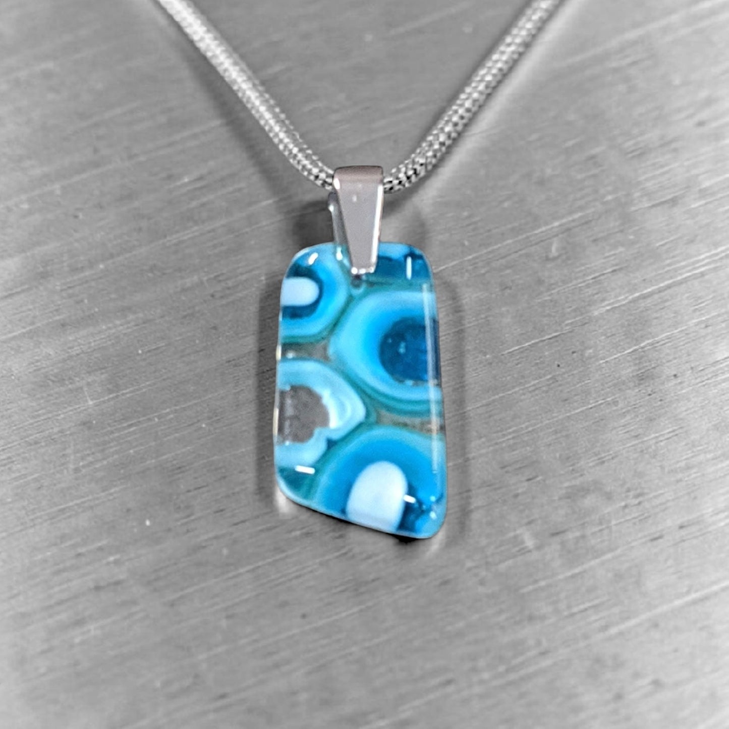 Pendant 24