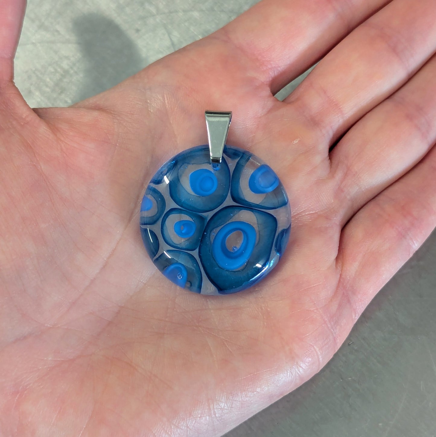 Pendant 01